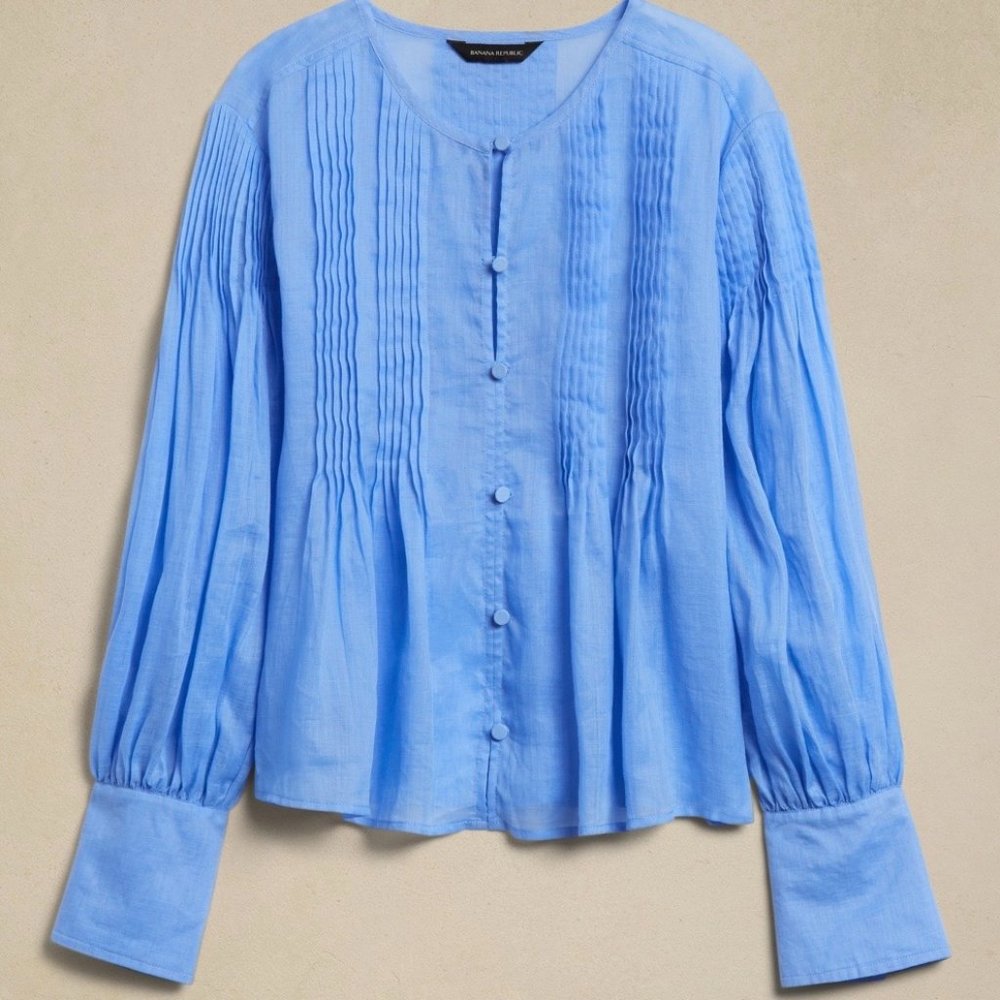 NWT Banana Republic Periwinkle Blue Ramie Pintuck Blouse - S - Picture 2 of 7